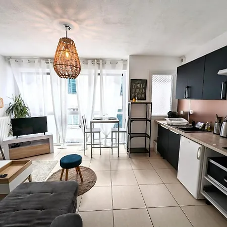 Apparemment Moderne Au Coeur De Apartment *